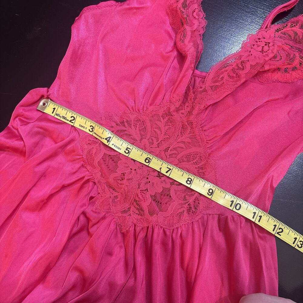 VTG Olga Bodysilk Long Stretch Nightgown Magenta 91150 Lace Lingerie Full Sweep - Picture 8 of 8